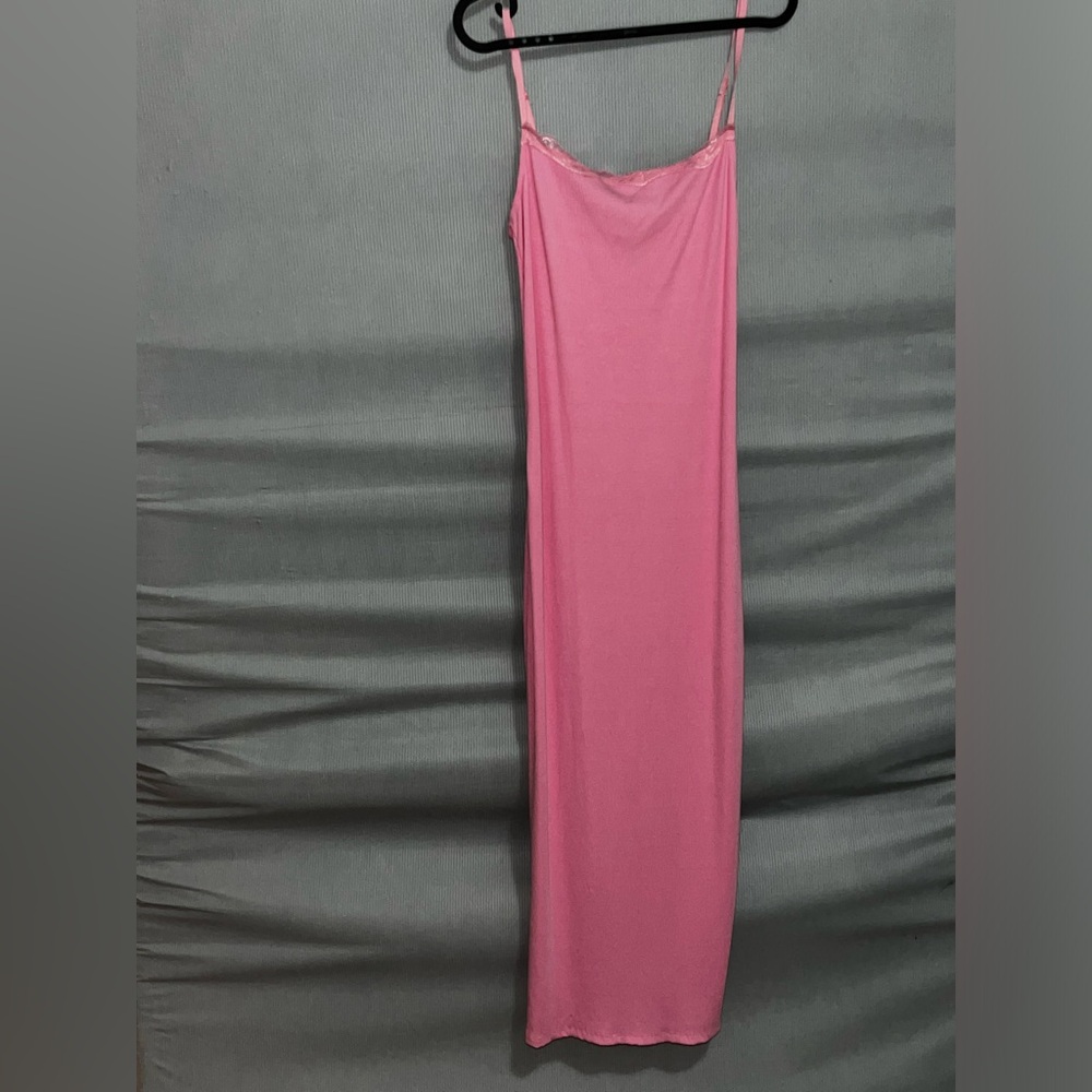 Long light pink dress🌸